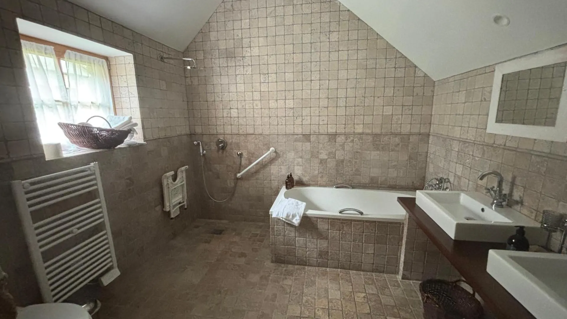 Manoir Des Douets Fleuris Hotel Cancale 3*,