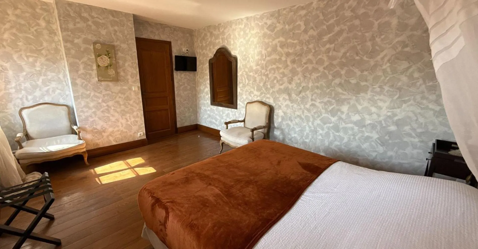 فندق Manoir Des Douets Fleuris كُنْكال