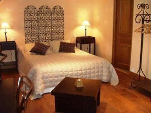 فندق Manoir Des Douets Fleuris كُنْكال